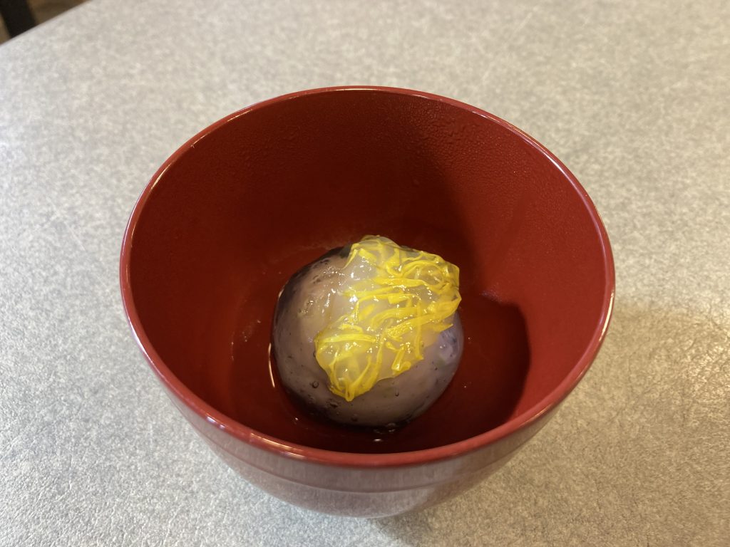 蒸物　菊のあんかけ饅頭　新たな一品、練った小芋の甘味も
